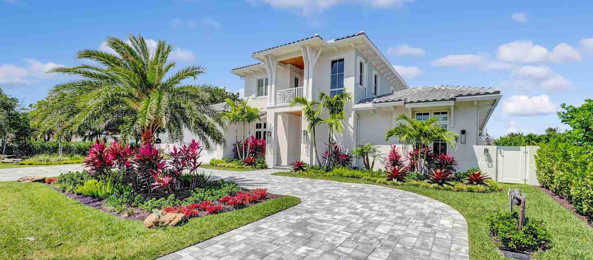 Perks of Building a Waterfront Home in Delray Beach, FL